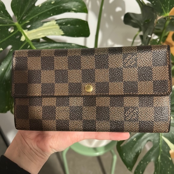 Louis Vuitton Handbags - Authentic Louis Vuitton wallet Ebene